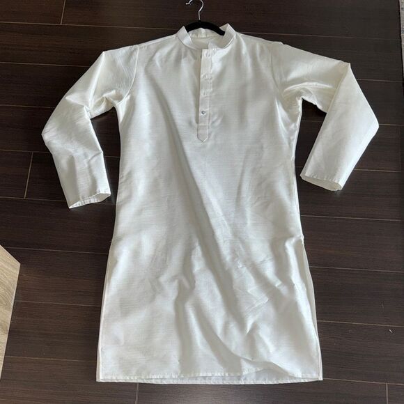 Elegant White Long Sleeve Kurta, Men Medium - Picture 4 of 7